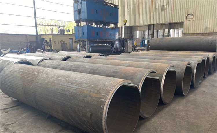 1500 1120-8-10-12mm螺旋焊管，廣州鋼材場鍍鋅無縫鋼管，化州螺旋鋼管，十五年廠家經(jīng)驗(yàn)