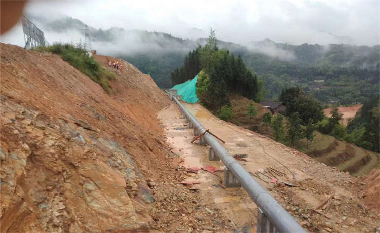 711mm螺旋鋼管，南寧自來水供水鋼管，DN200螺旋管，濾水鋼管廠家