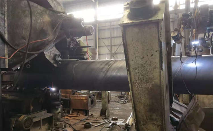 630mm螺旋鋼管，dn1400mm螺旋管，1920螺旋焊管廠家，Q355B螺旋管廠家