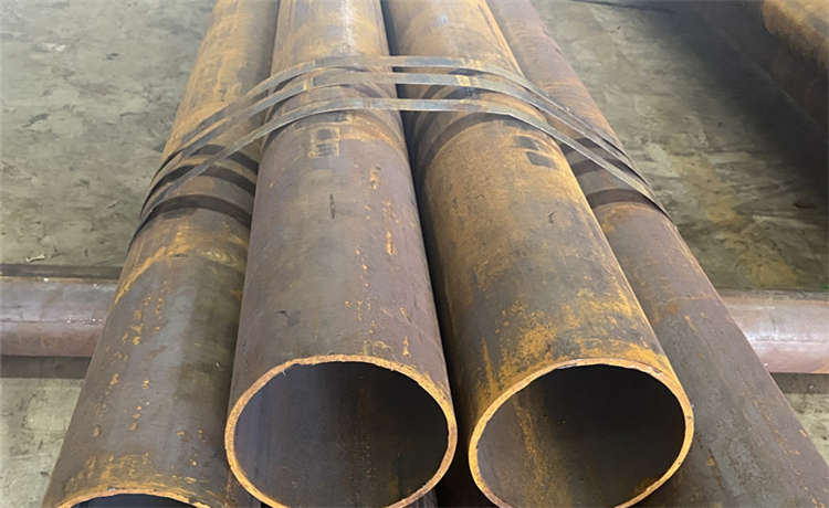 530-6-8-10mm螺旋鋼管，玉林1620-14螺旋鋼管，鋼鐵世界1920mm螺旋鋼管，螺旋鋼管每米價(jià)格