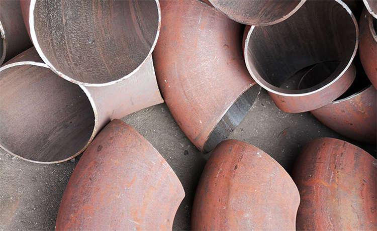 江門630-820-1020-1220給水螺旋管，打樁螺旋鋼管，鋼鐵世界1720mm螺旋鋼管，鋼材場(chǎng)走水螺旋管