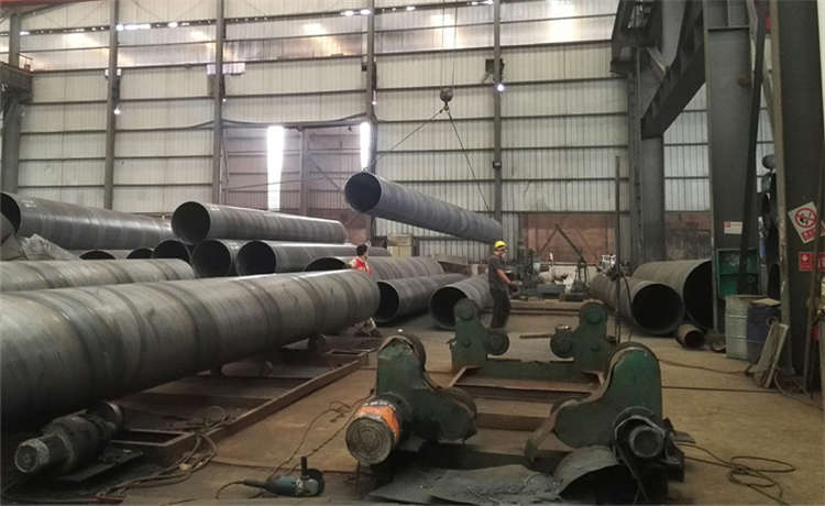 3PE防腐螺旋管廠家，鋼材場(chǎng)防腐螺旋管廠家，820-10螺旋鋼管，外徑1420mm螺旋管