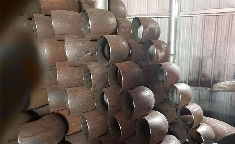 輸水防腐螺旋管廠家，鋼材場走水螺旋管，1620mm螺旋管，800-1000-1200mm鋼立柱