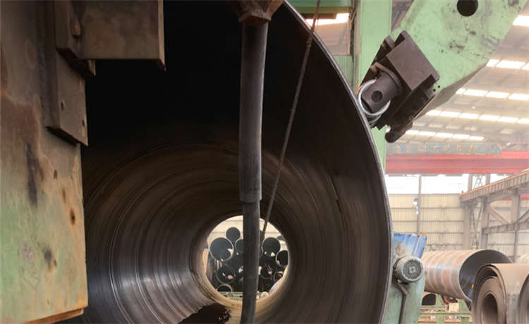 559mm螺旋焊管，清遠(yuǎn)720-8螺旋焊管，鋼鐵世界609mm螺旋管，1424螺旋鋼管