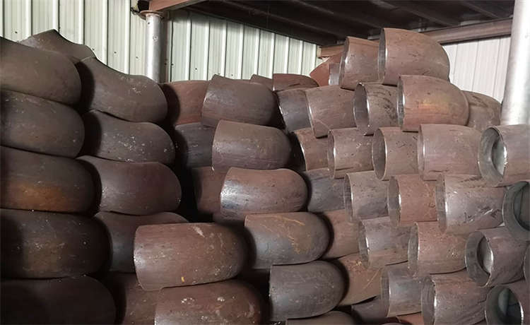 219-6mm螺旋管，920-8mm螺旋鋼管，鋼材場2420mm螺旋焊管，1900污水處理防腐螺旋焊管