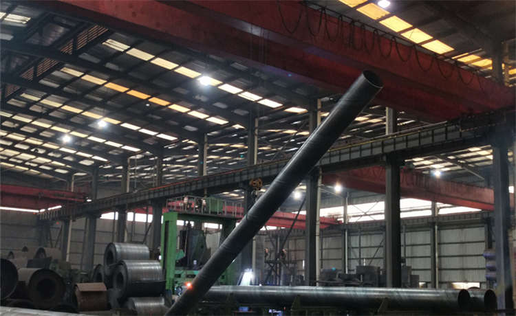 DN1300mm螺旋焊管，賀州800mm鋼立柱，dn1300螺旋焊管，內(nèi)外防腐螺旋管生產(chǎn)廠家