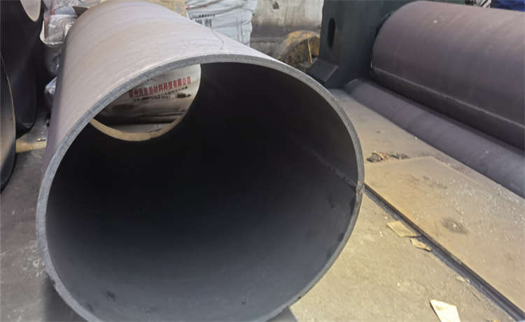 1750 2020螺旋管，廣州DN1900mm螺旋管，200mm螺旋鋼管，鋼材場螺旋管生產(chǎn)廠家螺旋鋼管加工廠