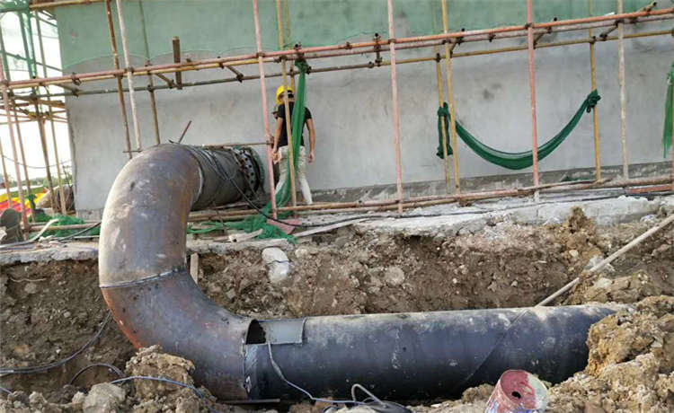 防腐螺旋廠家，鋼材場鋼護筒加工，836mm螺旋鋼管，530-8mm螺旋鋼管