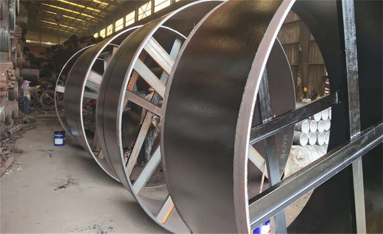 1820mm螺旋鋼管，鋼材場(chǎng)1120mm螺旋焊管，鍍鋅鋼管，旋挖樁鋼護(hù)筒廠家