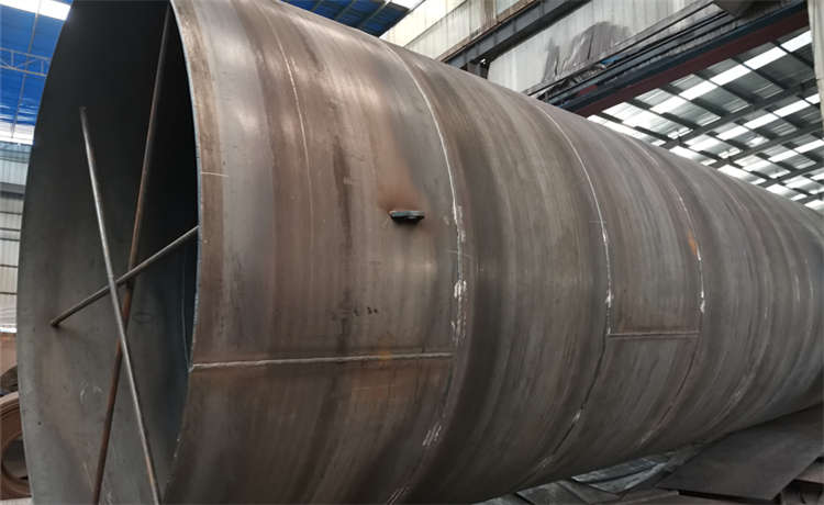 2600mm螺旋鋼管，D2420mm螺旋管，排水防腐鋼管廠家，鋼材場(chǎng)鋼板卷管加工廠